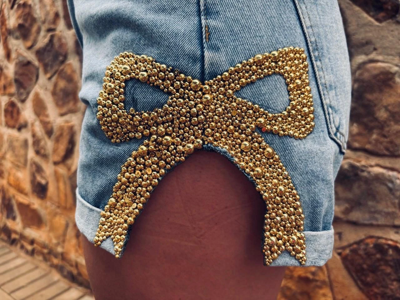 Signature Bow Short — image 2